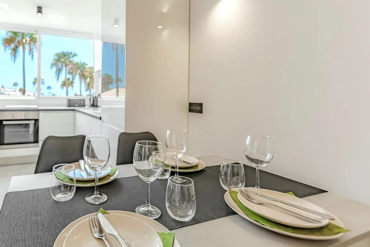 Apart Luxury Apartment In Island Village. 아데제