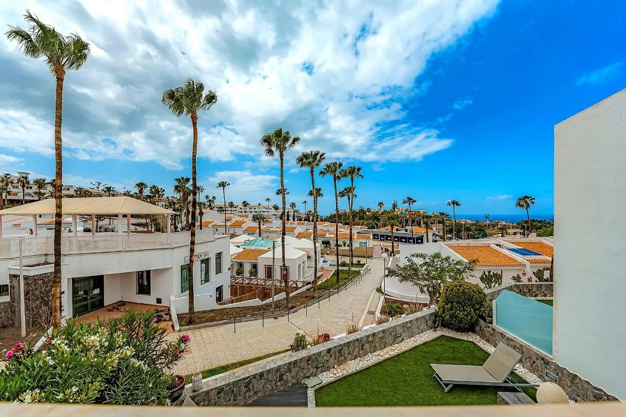 Apart Luxury Apartment In Island Village. 아데제