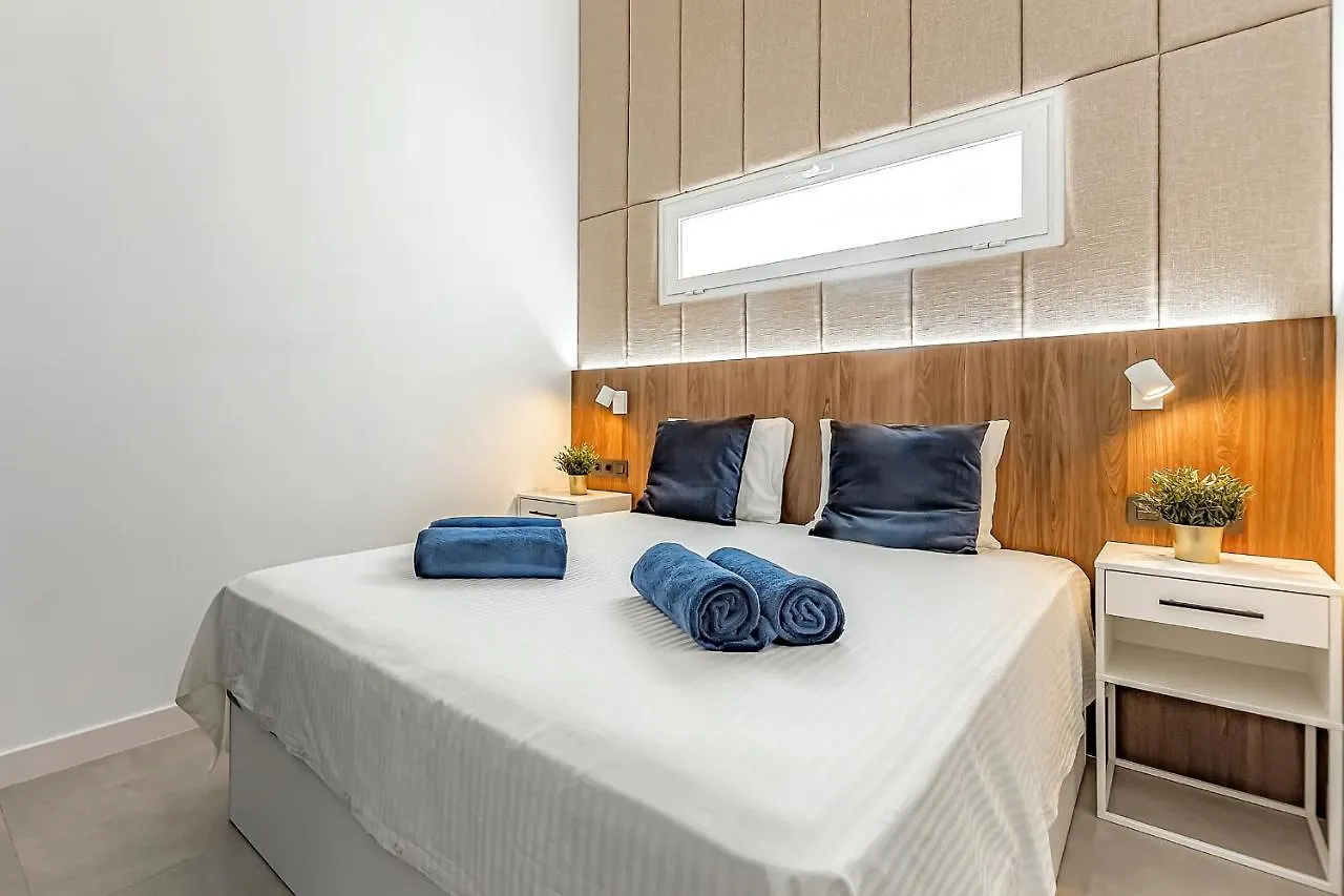 Apart Luxury Apartment In Island Village. 아데제 스페인